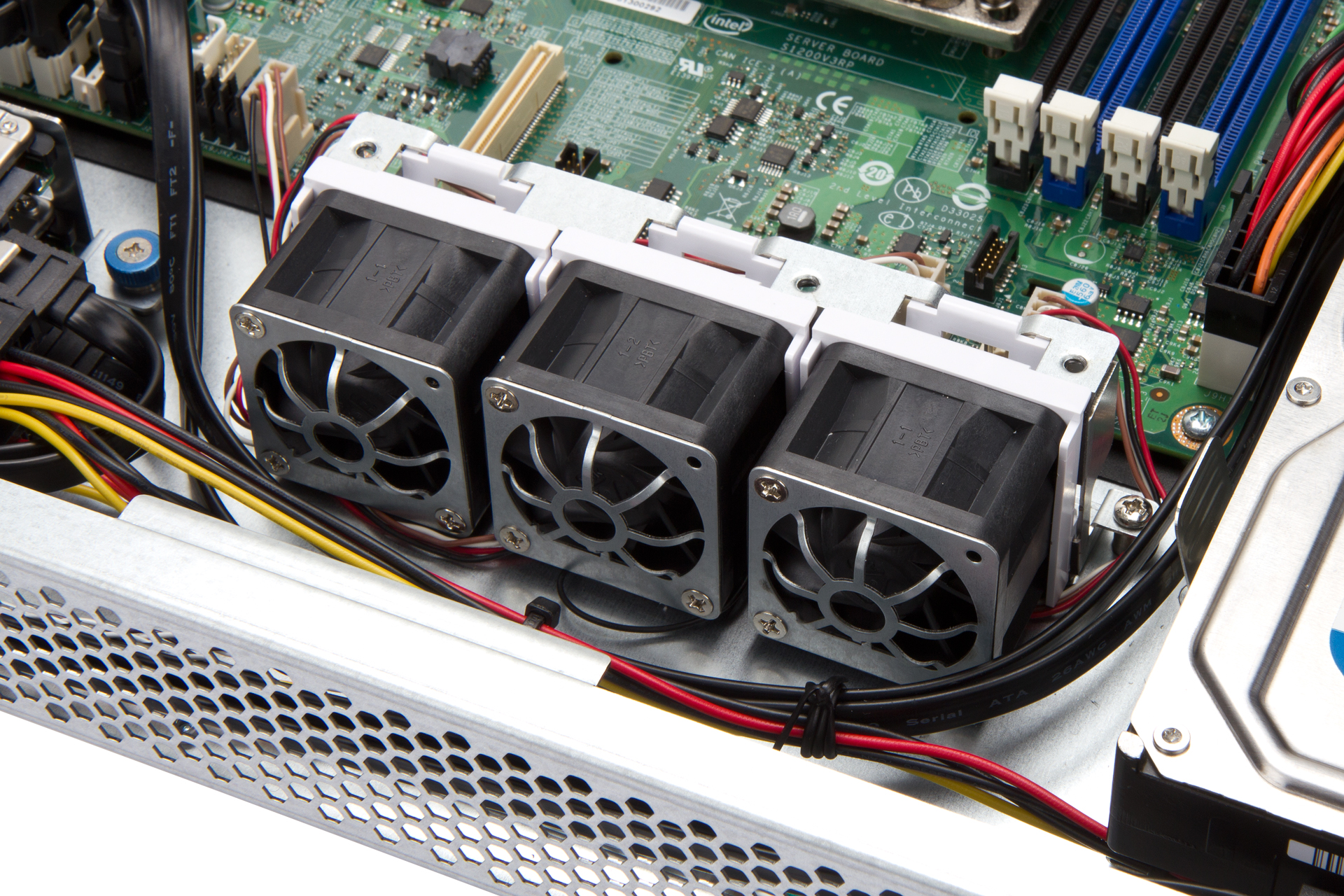 Fan - server system assembly